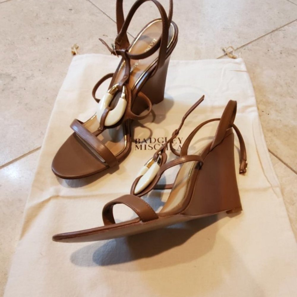 Badgley Mischka Wedge Sandals